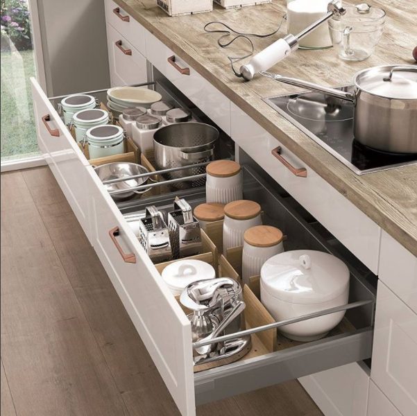 Organize the storage in your kitchen cabinets